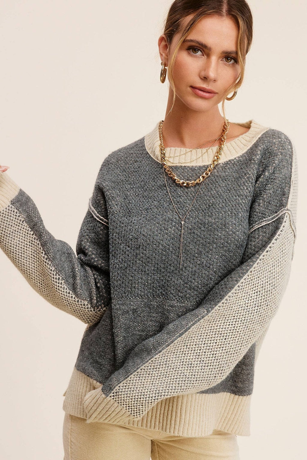 La Miel Loose-Fit Color Block Textured Round Neck Western Sweater — Side Slit Cozy Layering (Baked Ginger or Black Sesame, Medium available)